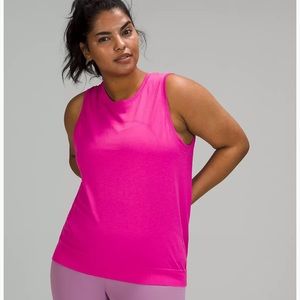 Lululemon SWIFTLY BREATHE MUSCLE TANK TOP - Size 12